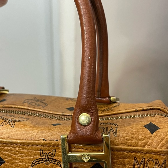 Authentic MCM Boston 26cm - Picture 7 of 16